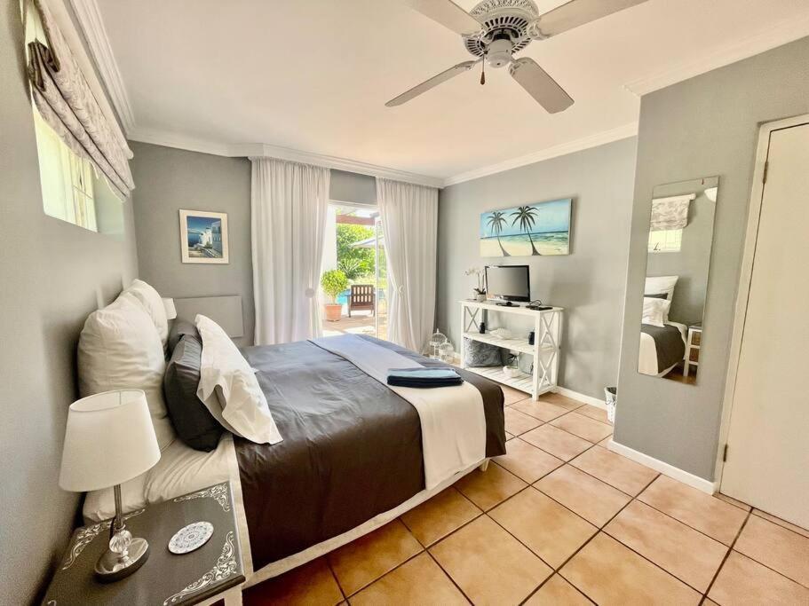 Charming Guest Suite In The Constantia Wine Valley 케이프타운 외부 사진